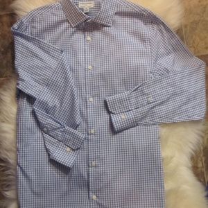 SALE!! Non iron Banana Republic slim fit size M NWOT.    2